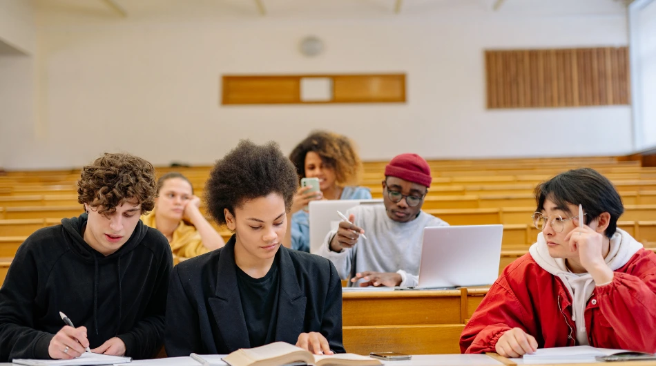 Estudar nos eua de graça